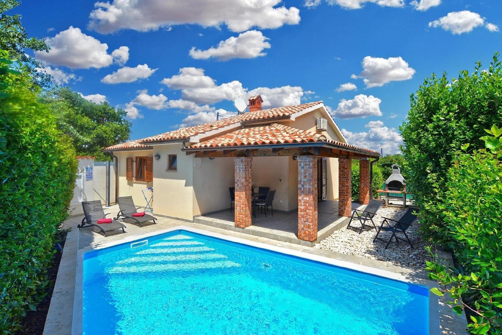 Ferienhaus Mit Privatpool Fuer 5 Personen Ca 80 Qm In Liznjan, Istrien Suedkueste Von Istrien Exterior foto