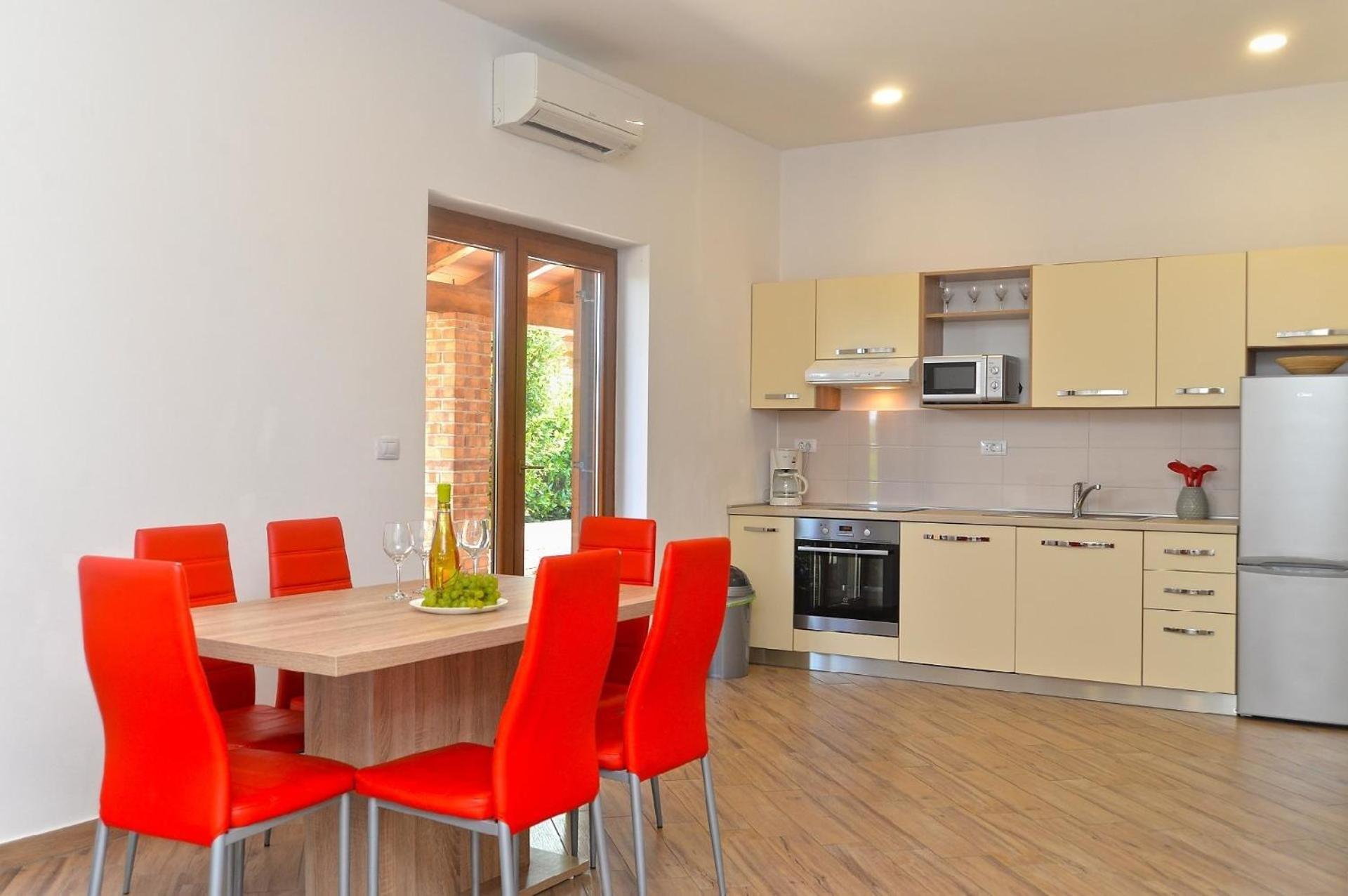 Ferienhaus Mit Privatpool Fuer 5 Personen Ca 80 Qm In Liznjan, Istrien Suedkueste Von Istrien Exterior foto