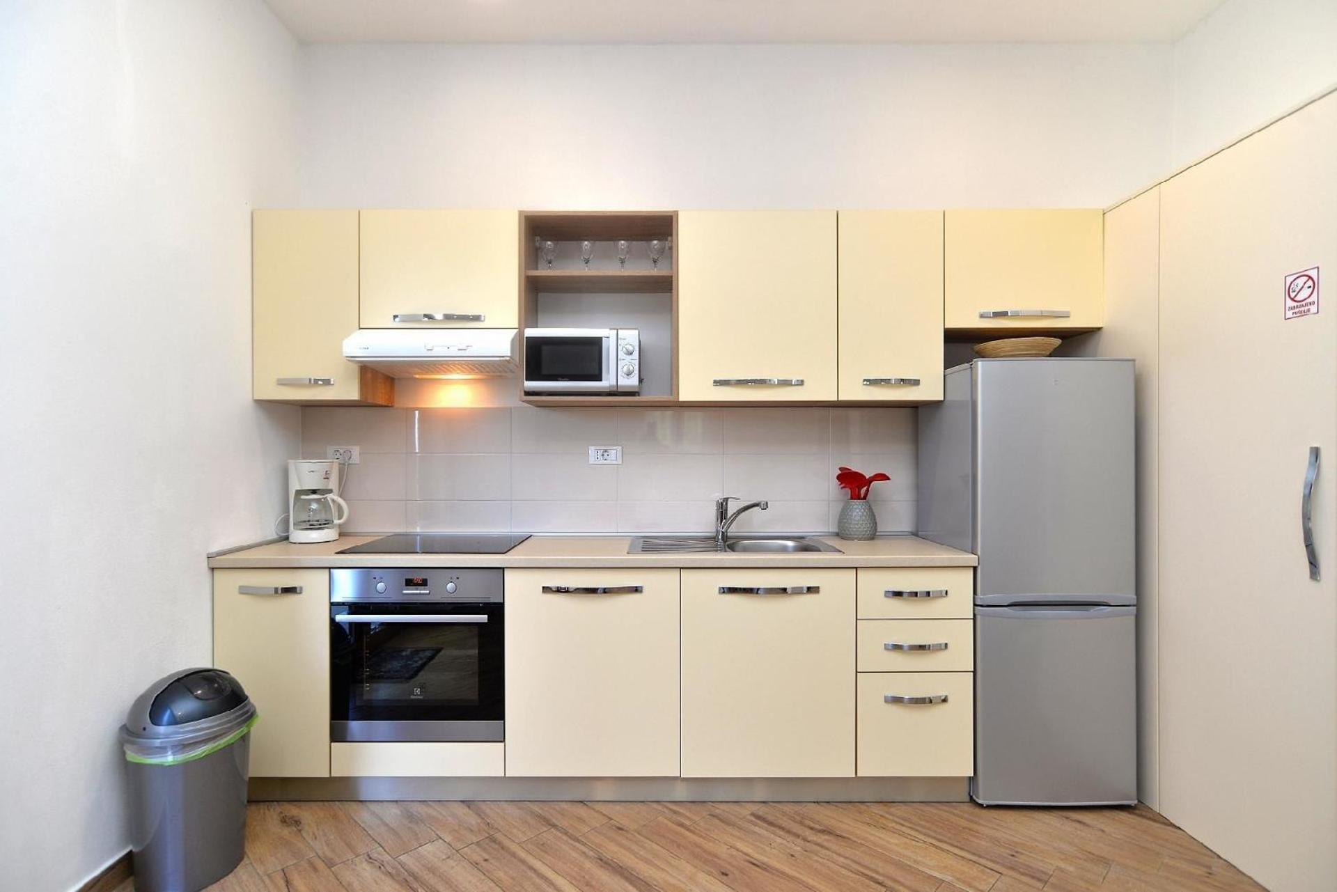 Ferienhaus Mit Privatpool Fuer 5 Personen Ca 80 Qm In Liznjan, Istrien Suedkueste Von Istrien Exterior foto